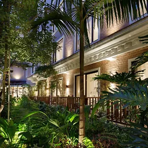 Thrive, A Tropical Courtyard Nepal